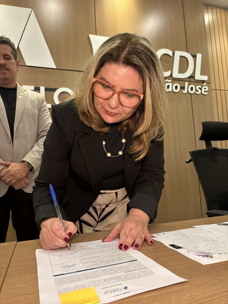 vice-presidente-do-crcsc-integra-nova-gestao-da-aemflo-cdl-sao-jose