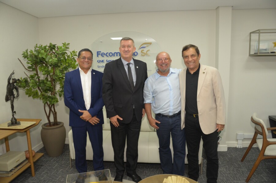 crcsc-realiza-visita-institucional-a-fecomercio-sc