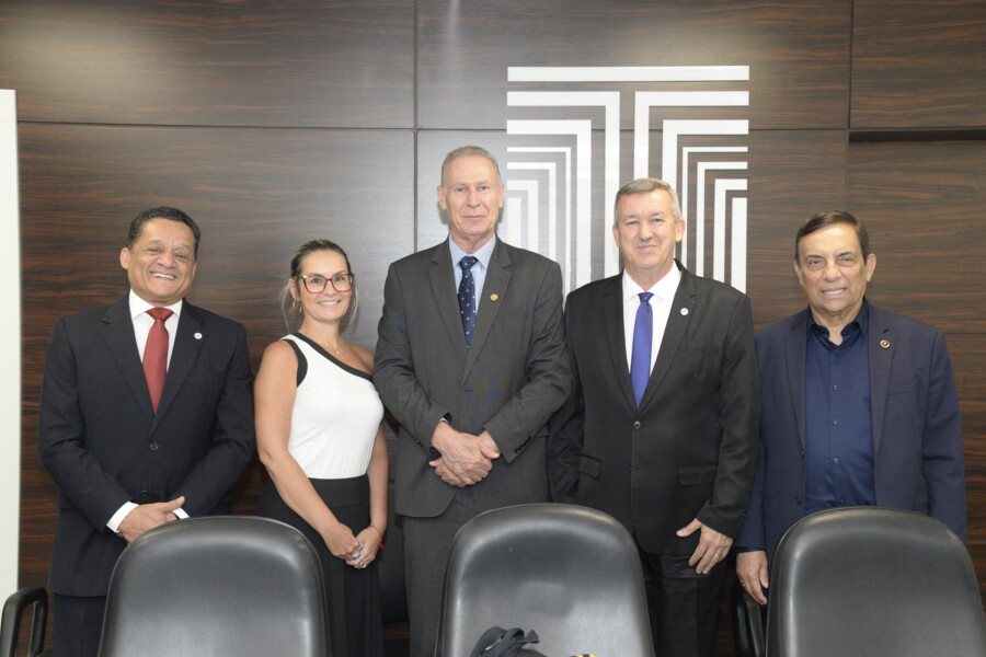 crcsc-e-tce-sc-reforcam-parceria-institucional