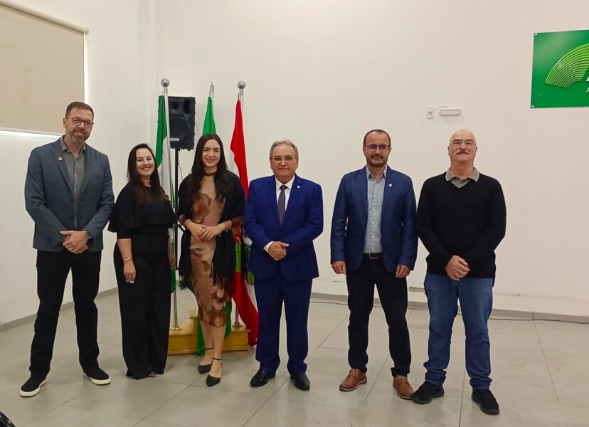 crcsc-realiza-entrega-de-carteira-profissional-durante-evento-em-ararangua