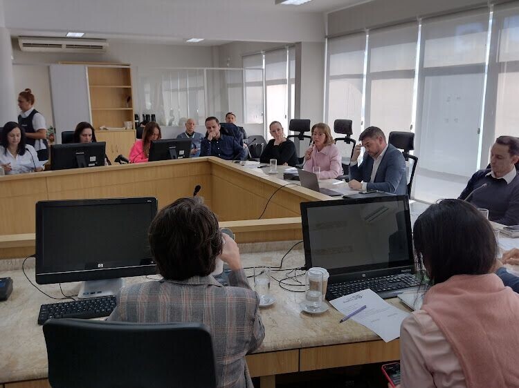 crcsc-apresenta-resultados-de-grupo-de-trabalho-para-a-desburocratizacao-no-forum-simplifica