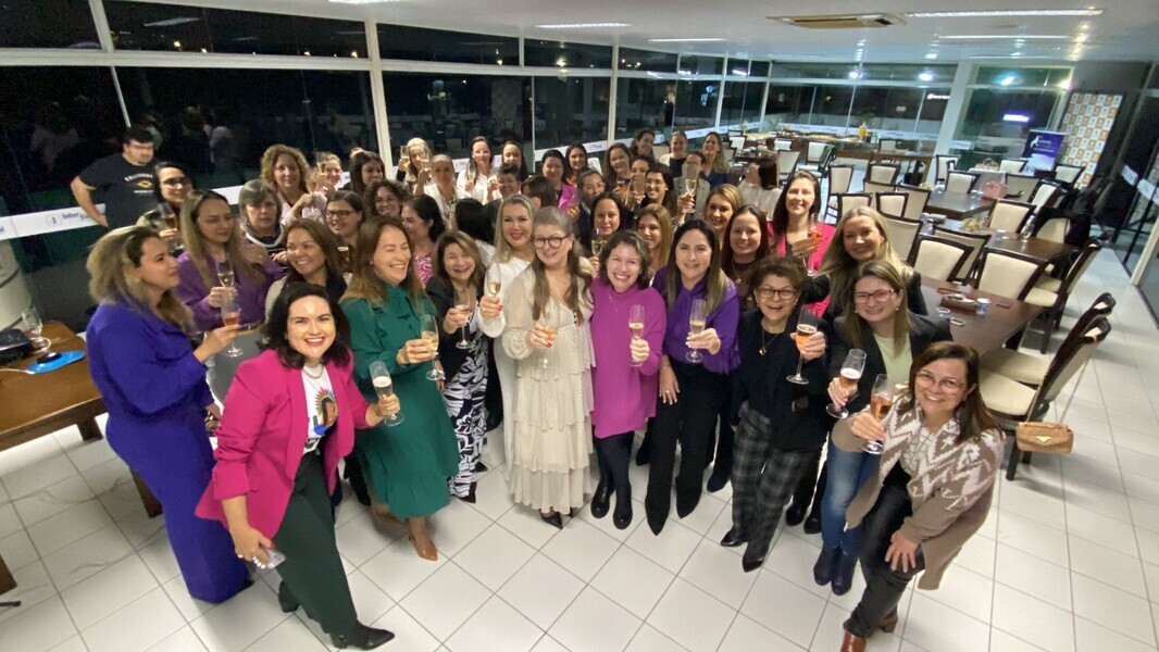 mulheres-que-atuam-na-contabilidade-criam-confraria-em-itajai