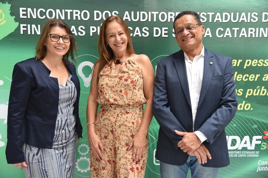 crcsc-prestigia-o-1-encontro-dos-auditores-estaduais-de-financas-publicas-de-santa-catarina